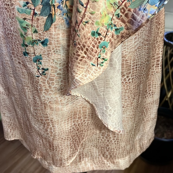 Dress - Picture 3 of 6